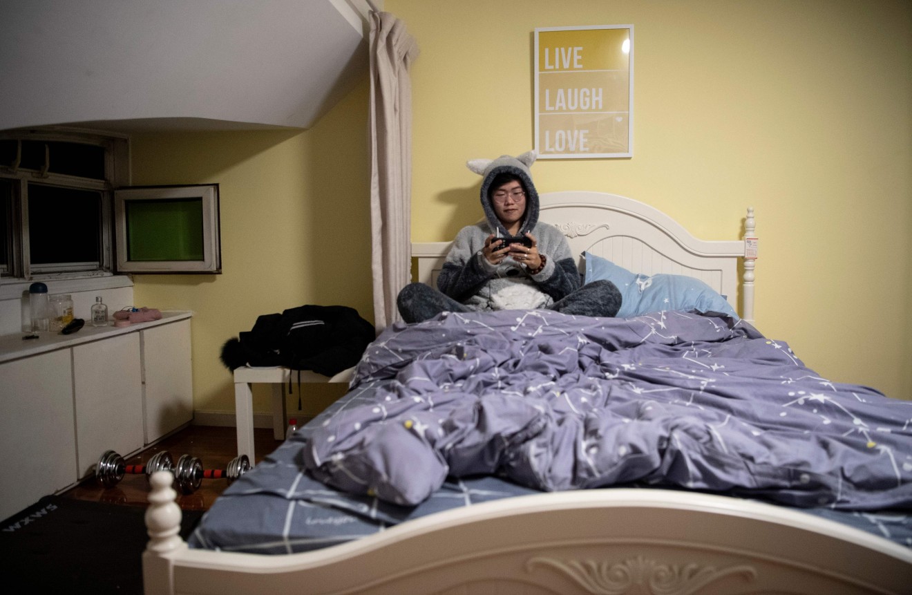 Some women in China pay hundreds of dollars for virtual 