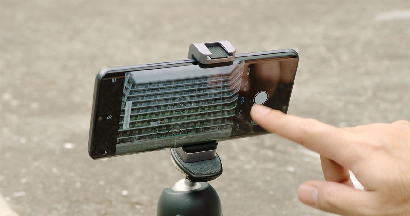 I set the phone on a mini tripod to avoid camera shake when shooting landscapes at 108 megapixels.