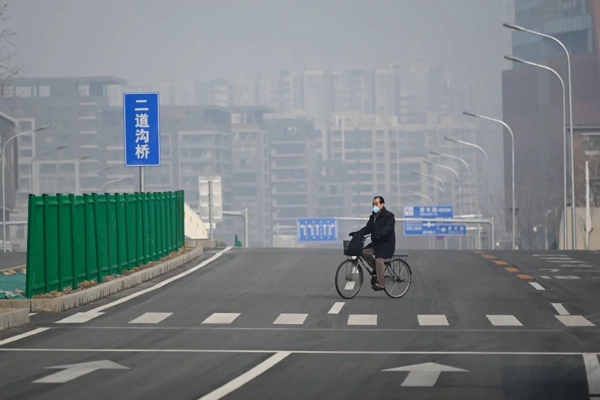 The Covid-19 disease has led local authorities to introduce unprecedented safety measures, including controlling who enters residence communities. (Picture: AFP)