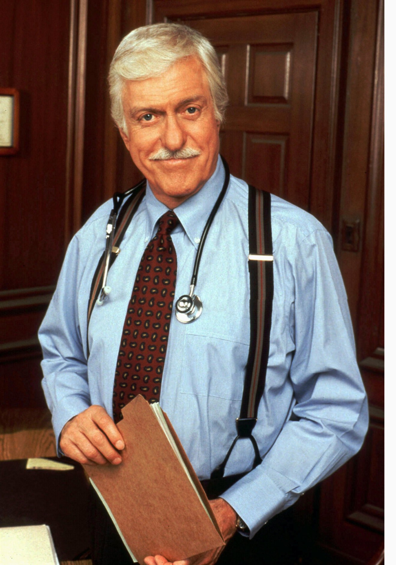 how to smoke a cigarette quora Dick Van Dyke at 100: What's His Secret Longevity, According to the Actor Himself Dick Van Dyke, 99, credits
