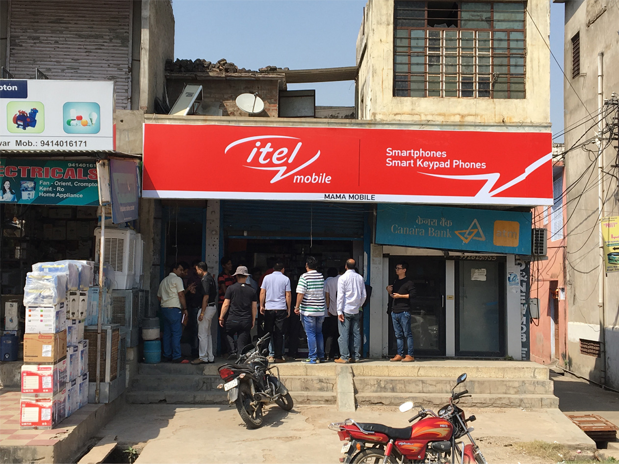 A store in India selling Transsion’s itel branded phones. (Picture: Transsion)