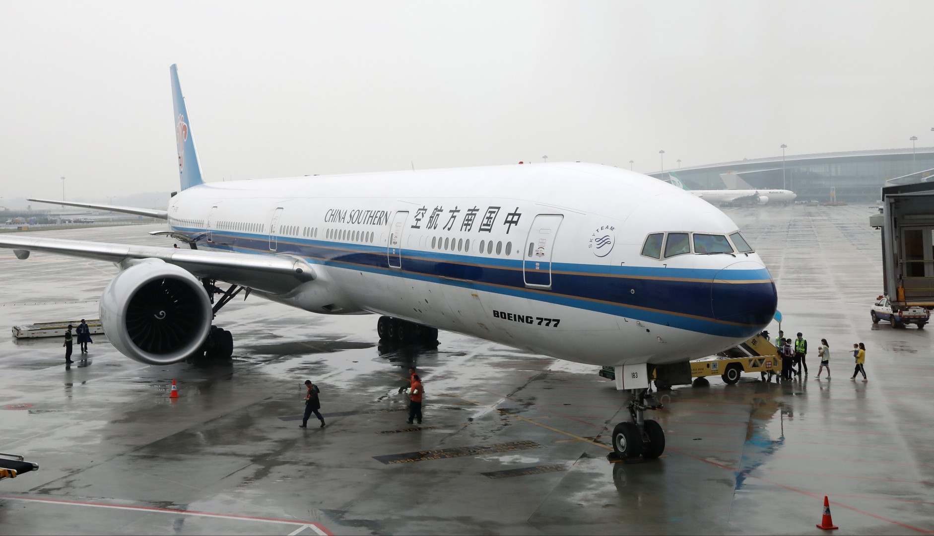 china southern airlines carry on