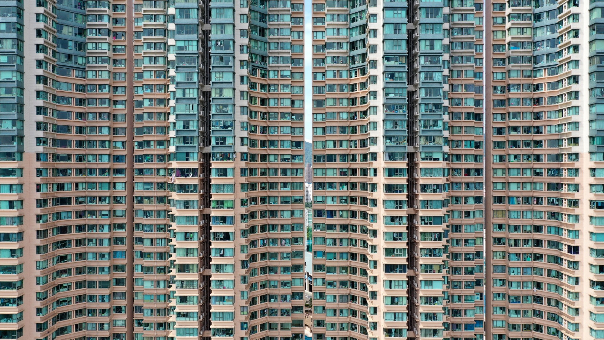 Prices Of Hong Kong S Lived In Homes Drop In July In Second