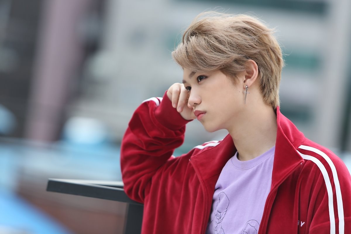 Felix From Stray Kids With Husky Voice Catlike Looks And Intense Dancing Style His Vocals Are One Of Band S Hallmarks South China Morning Post