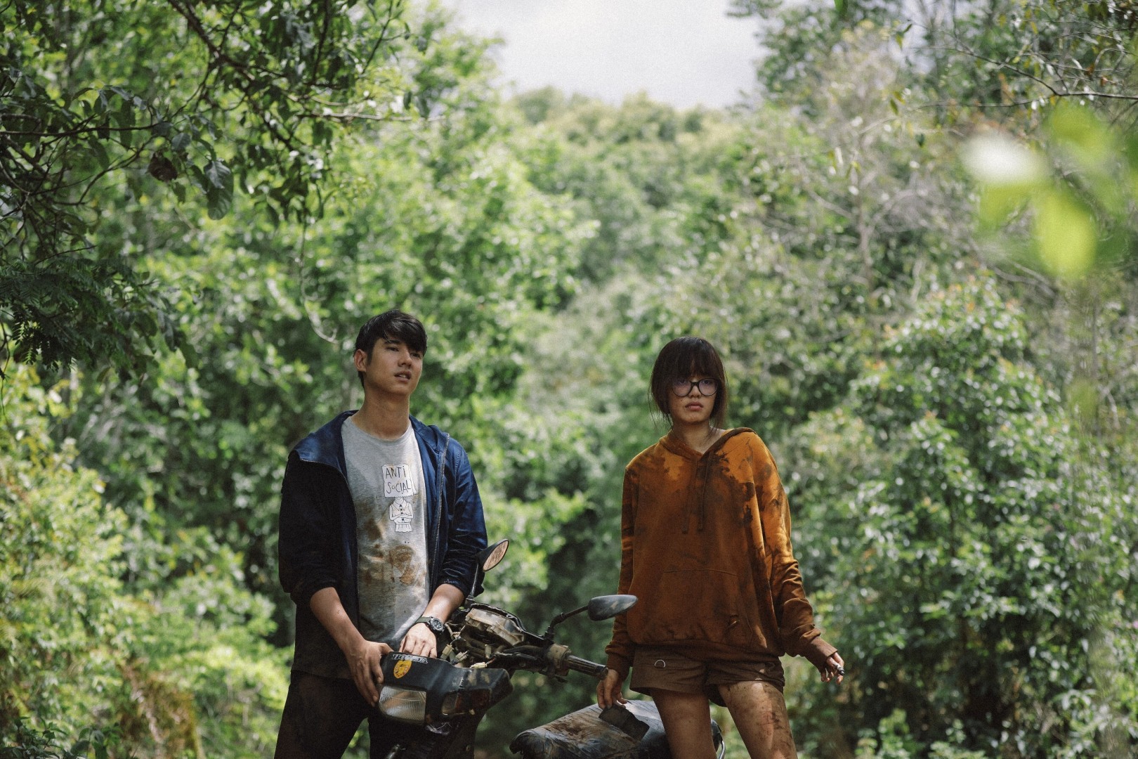 Low Season Film Review Thai Supernatural Romcom Is Slick If Flimsy And Carried By Its Likeable Lead Actors South China Morning Post