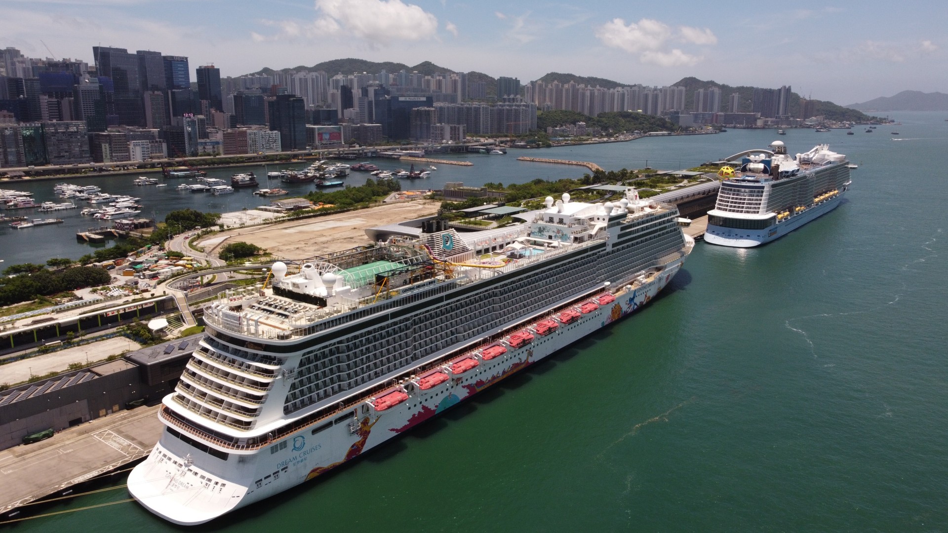 Operator Of Hong Kong S Cruises To Nowhere To Lobby For Higher On Board Capacity After Overwhelming Response South China Morning Post