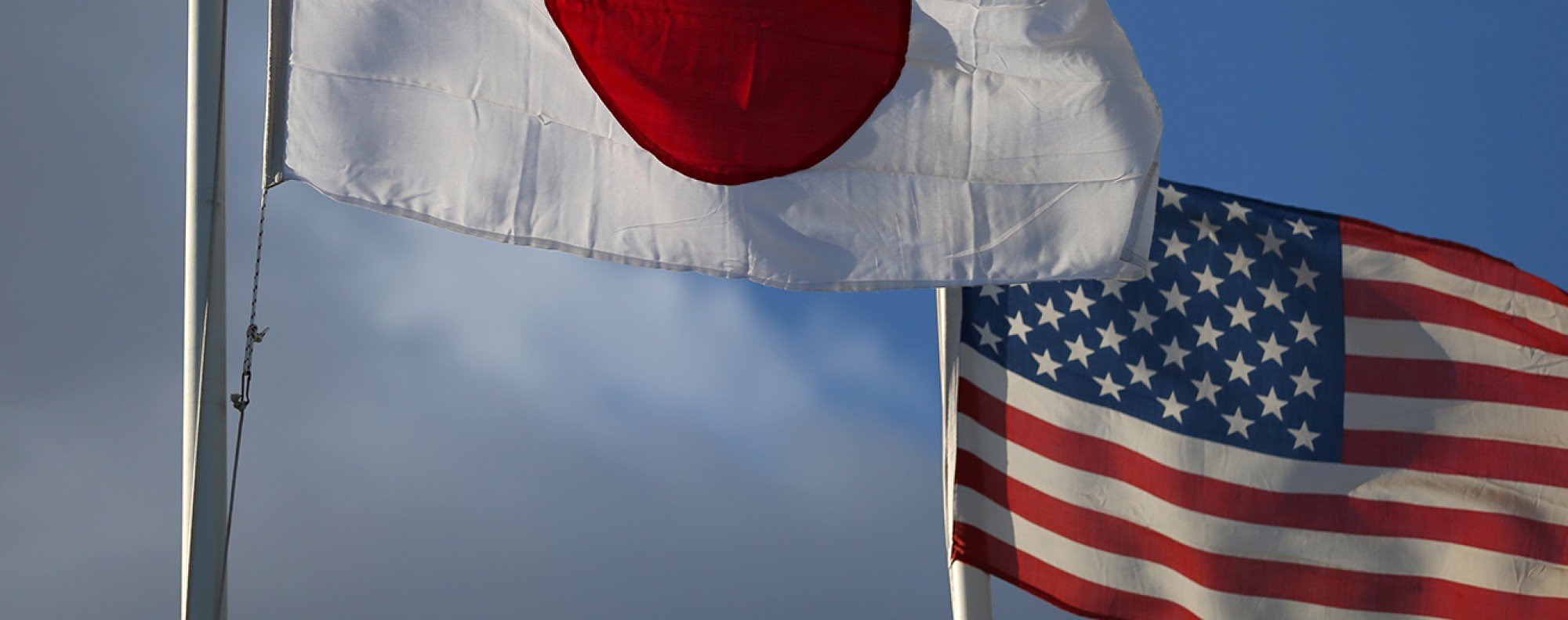 The flags of Japan and the United States. Photo: Getty