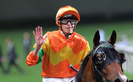 Kiwi jockey Michael Dee celebrates winning aboard Starry Night on his first race ride in Hong Kong. Photos: Kenneth Chan