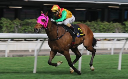 Highland Rahy breaks the Class Four 1,650m record at the Valley under Lyle Hewitson. Photos: Kenneth Chan