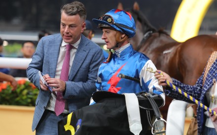 Trainer Jamie Richards and jockey Zac Purton debrief after combining to win with Sunday’s Serenade at Happy Valley. Photos: Kenneth Chan