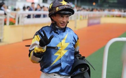 Alexis Badel celebrates his Happy Valley treble. Photos: Kenneth Chan