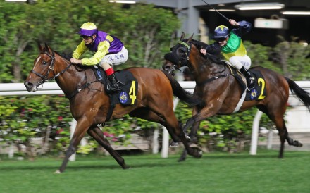 Colourful King and Andrea Atzeni sprint clear at Happy Valley. Photos: Kenneth Chan