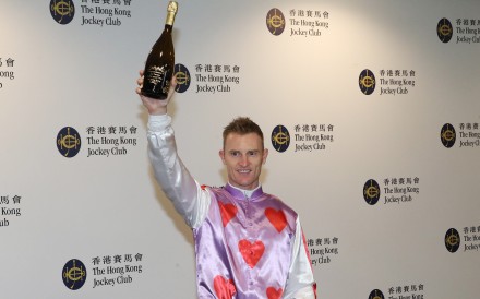 Zac Purton celebrates his 1,900th Hong Kong win. Photos: Kenneth Chan