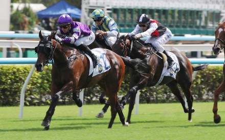 Strathpeffer cruises to victory under Lyle Hewitson. Photos: Kenneth Chan