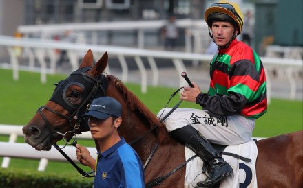 Richard Kingscote ends his winning drought aboard Loch Tay at Sha Tin. Photos: Kenneth Chan