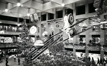 Christmas decorations in Landmark in Central, Hong Kong, in 1988. Photo: SCMP Archives