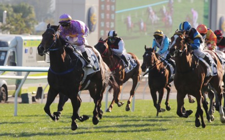 Zac Purton boots home Little Paradise in the Class Two Racing Club Cup. Photos: Kenneth Chan