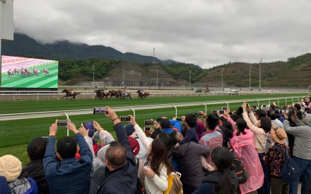 Racing fans at Conghua’s exhibition race meeting in 2019. Photos: Kenneth Chan