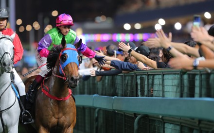 Alexis Badel returns on Bunta Baby at Happy Valley. Photos: Kenneth Chan.