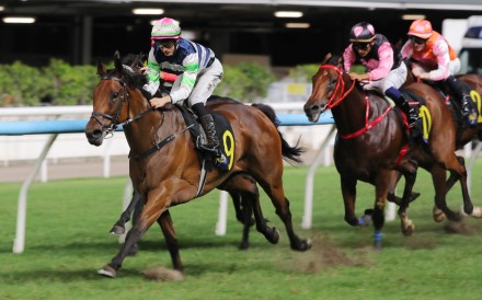 Harry Bentley boots home Packing Angel at Happy Valley. Photos: Kenneth Chan