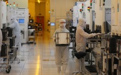 Employees at the SMIC plant in Beijing. Photo: Imaginechina