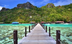 The flight time from Hong Kong to Kota Kinabalu, the capital of Malaysia's Sabah state on the island of Borneo, now takes about three hours. Photo: Shutterstock