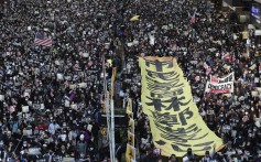 Hongkongers who live and work on the mainland are finding themselves caught in the middle over their city’s political crisis. Photo: Robert Ng