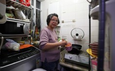 Wong Suet-ying, 70, should be enjoying retirement but finds herself in a daily struggle to make ends meet, like hundreds of thousands of her fellow Hongkongers. Photo: Xiaomei Chen