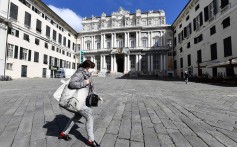 Coronavirus: Italy closes shops and restaurants as deaths jump to 827