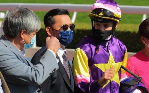 Trainer Frankie Lor and jockey Harry Bentley enjoy a win. Photo: Kenneth Chan