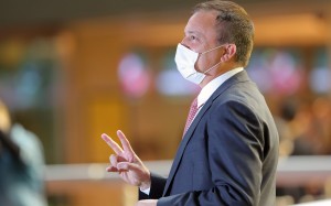 Trainer Caspar Fownes celebrates his Wednesday night double. Photos: Kenneth Chan
