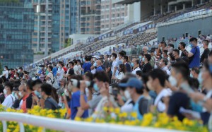 Fans look on at Sha Tin on Saturday. Photos: Kenneth Chan