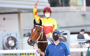 Zac Purton celebrates one of his five wins aboard California Spangle. Photo: HKJC