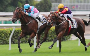 Captain Win salutes at Sha Tin in 2021. Photos: Kenneth Chan