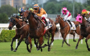 Global Harmony wins the Class Three La Estephe Handicap under Karis Teetan on Sunday. Photo: Kenneth Chan