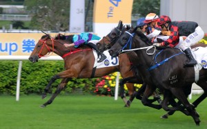Sauvestre extends under Luke Ferraris to win the incident-packed Class One Panasonic Cup (1,400m) at Sha Tin on Saturday. Photos: Kenneth Chan