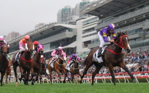 Helios Express wins Sunday’s Classic Mile at Sha Tin. Photos: Kenneth Chan