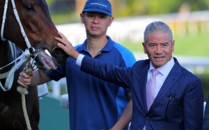 Tony Cruz gives California Voce a pat after his Monday victory at Sha Tin. Photo: Kenneth Chan