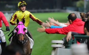 Lyle Hewitson returns from suspension on Wednesday night. Photos: Kenneth Chan