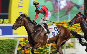 Karis Teetan wins the Group Thee Sha Tin Vase aboard Ka Ying Rising earlier this month. Photos: Kenneth Chan