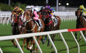 Alexis Badel boots home Beauty Waves in Saturday’s Class One sprint. Photos: Kenneth Chan