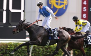 Maxime Guyon and Junko win the 2023 Group One Hong Kong Vase (2,400m). Photos: Kenneth Chan