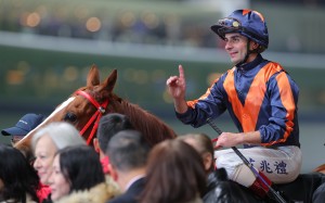 Andrea Atzeni celebrates a Happy Valley winner. Photos: Kenneth Chan