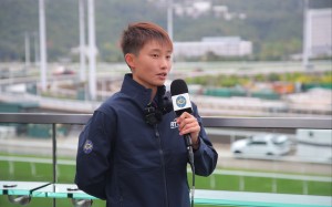 Nichola Yuen meets the media at Sha Tin. Photos: Kenneth Chan