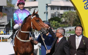 Angus Chung  and Tony Cruz celebrate the win of Stunning Peach at Sha Tin. Photos: Kenneth Chan.