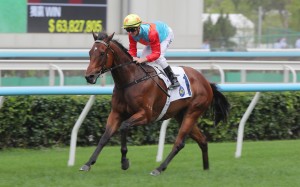 Ka Ying Rising, ridden by Zac Purton, wins the Group Two Sprint Cup at Sha Tin. Photos: Kenneth Chan.