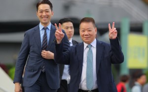 Manfred Man celebrates his Sha Tin double. Photos: Kenneth Chan