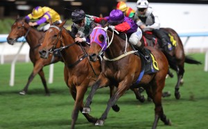 Fallon (right), ridden by Keith Yeung, wins at Happy Valley. Photos: Kenneth Chan