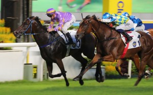 Galaxy Patch storms home to finish a close second to Little Paradise in the Premier Cup in June. Photos: Kenneth Chan