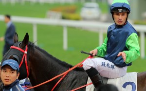 Silvestre de Sousa returns to scale after winning on Right Choice. Photos: Kenneth Chan